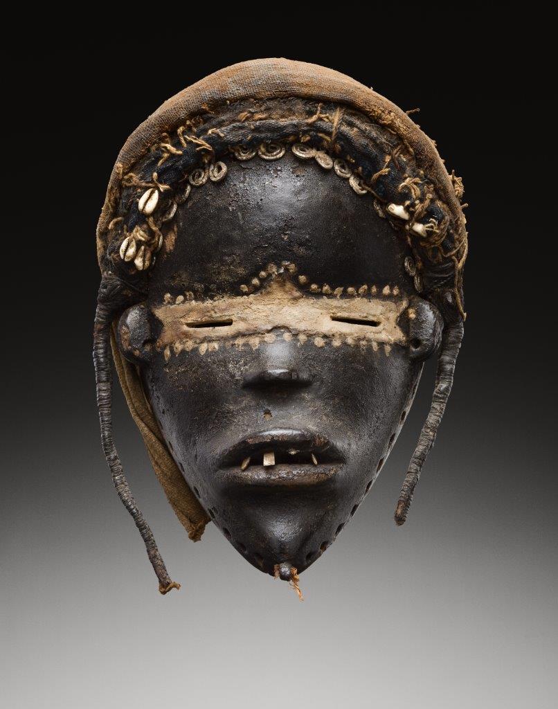 AA 44Mano mask