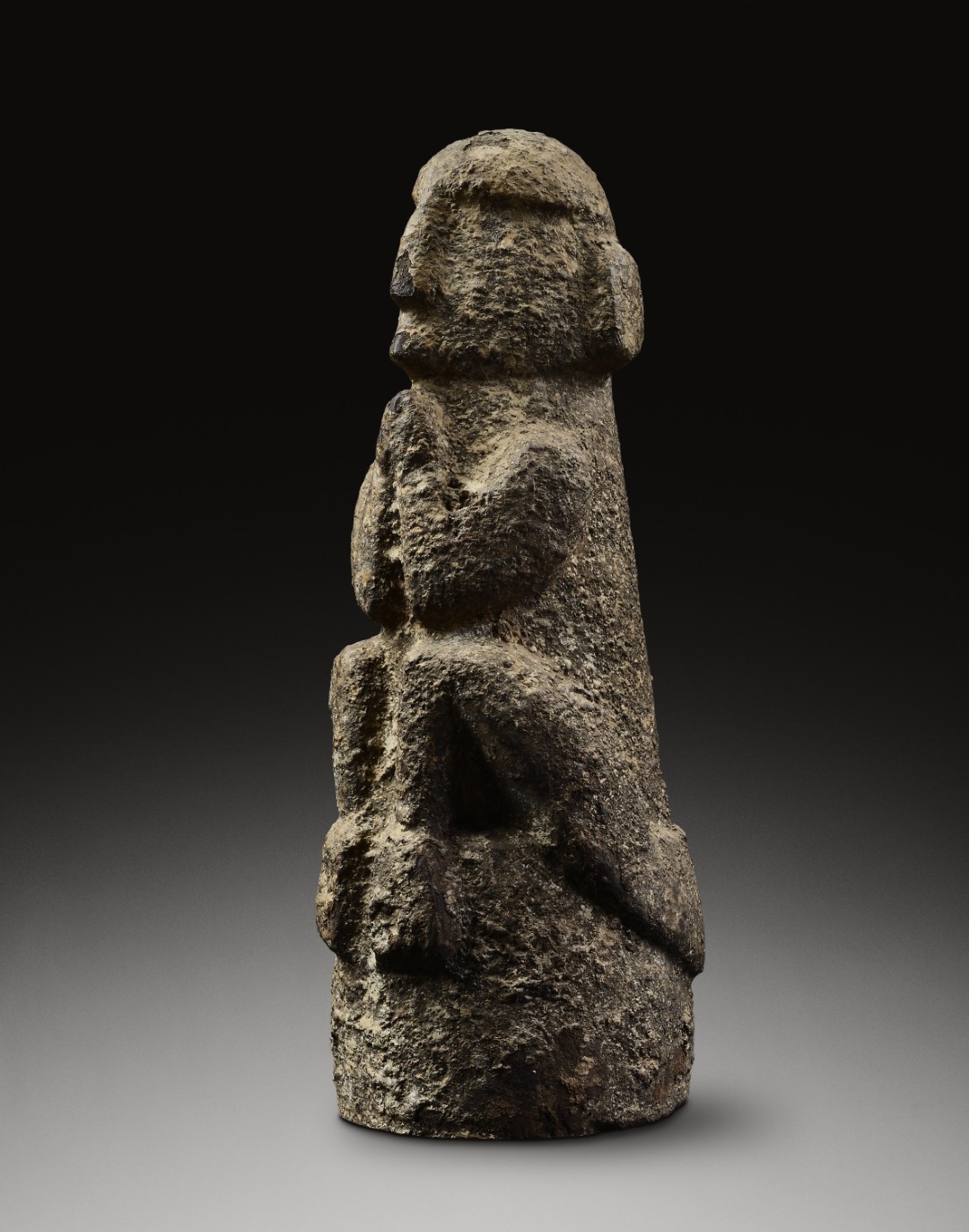 Khas sculpture Nord west Nepal
Stone H : 38 cm
